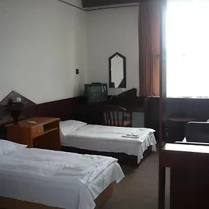 Ventura 3*, Budapest Hungría