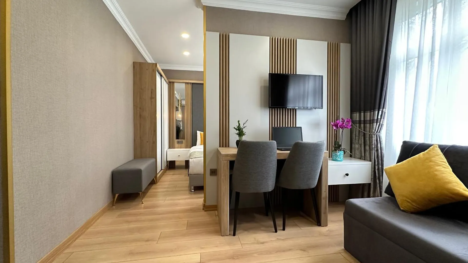 ** Hotel H&L Suites Istanbul Turcia